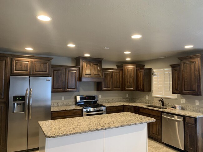 Building Photo - 1452 Dunbar Ln