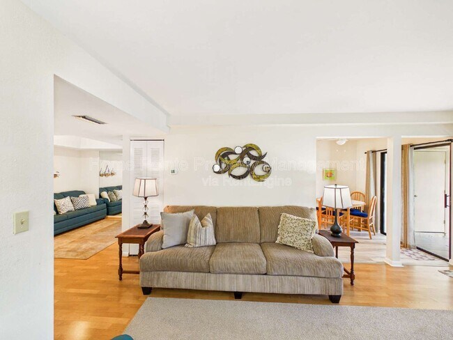 Foto del edificio - 17270 Eagle Trce