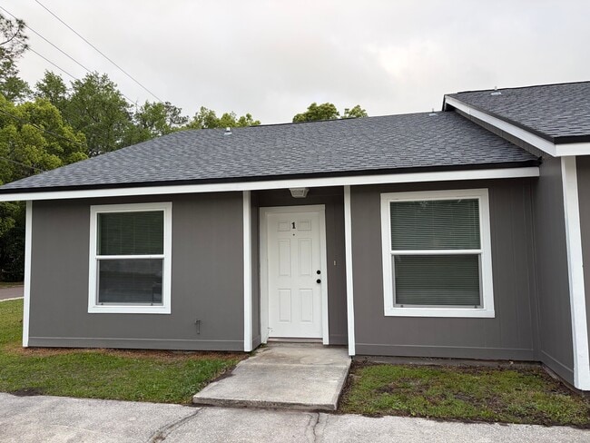 Building Photo - 45192 S Mickler St