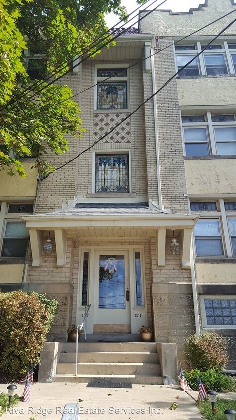 Primary Photo - 1517 Brownsville Rd