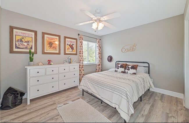 Building Photo - 13896 Farnese Dr