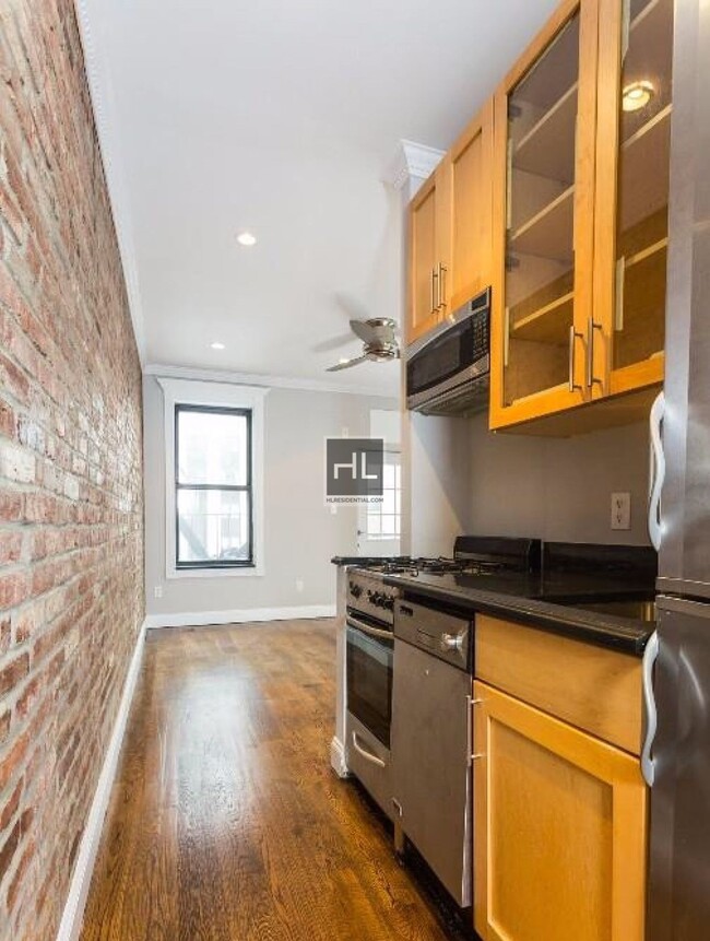 Building Photo - Renovated Gramercy 2-Bedroom with Exposed ...