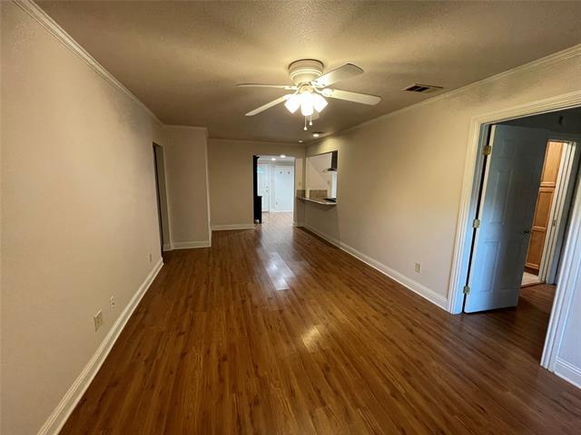 Foto del edificio - 845 Northwood Rd