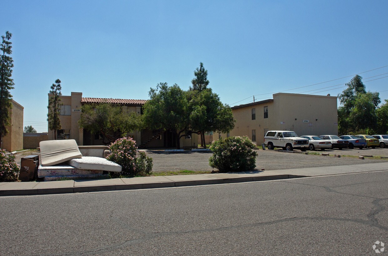 Foto principal - 2701 E Beck Ln