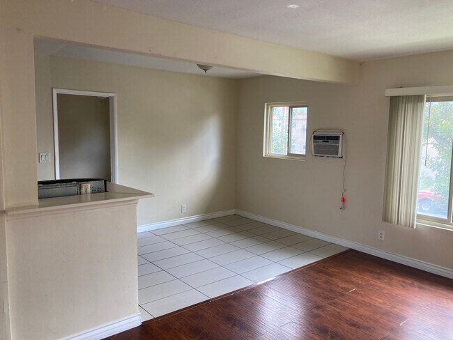 Foto del edificio - 1001 S Tamarack Dr