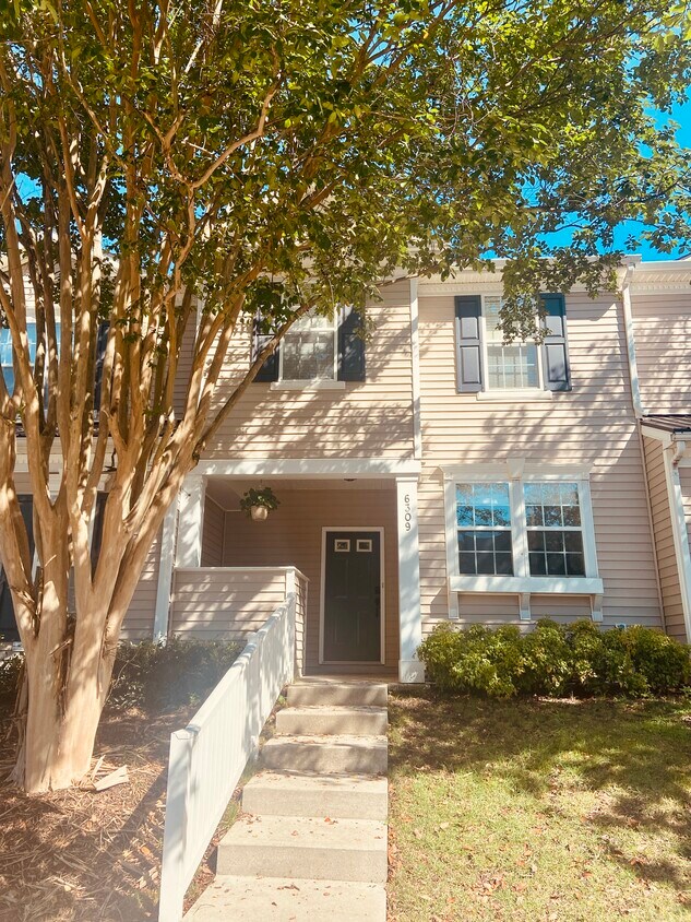 6309 Rhodins Ln, Indian Land, SC 29707 Townhome Rentals in Indian Land SC