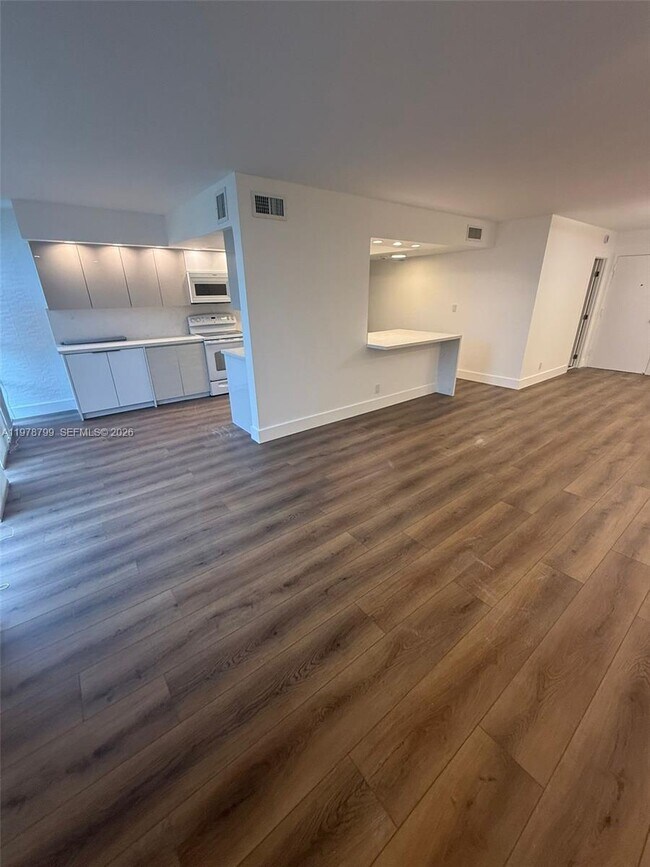 Building Photo - 851 Three Islands Boulevard