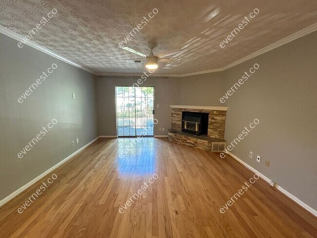 Foto del edificio - 970 Sidney Marcus Blvd NE