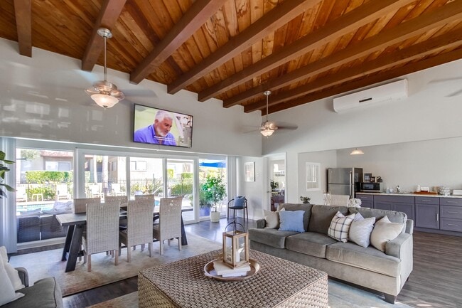 Building Photo - Mesa Vista Apartment Homes