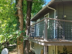 Building Photo - 80 Ozark Dr