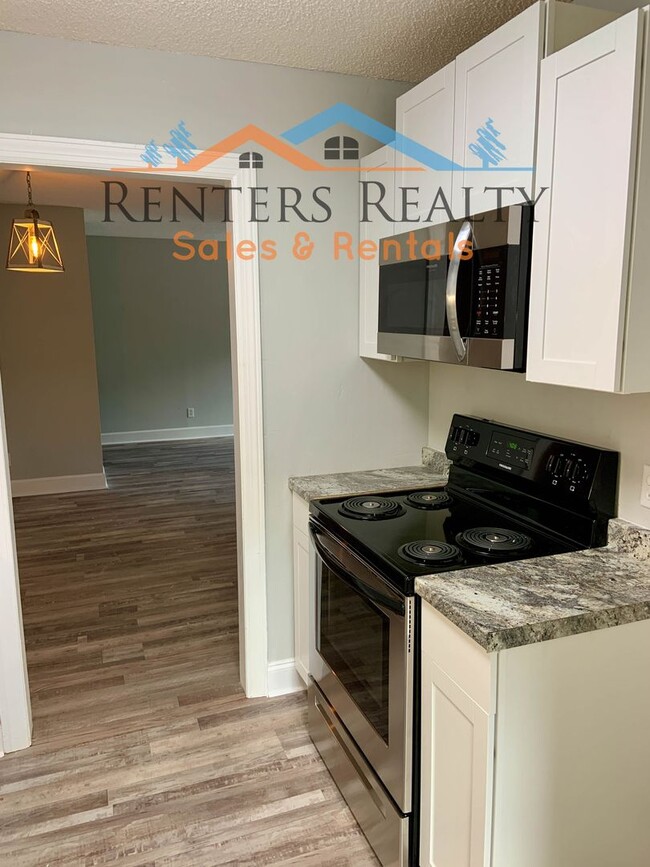 Building Photo - 1 Bedroom Condo On Chapman Mountain