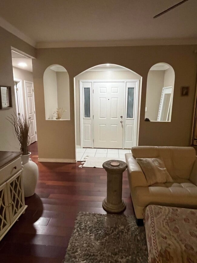 Foto del edificio - 1098 Forest Lake Terrace