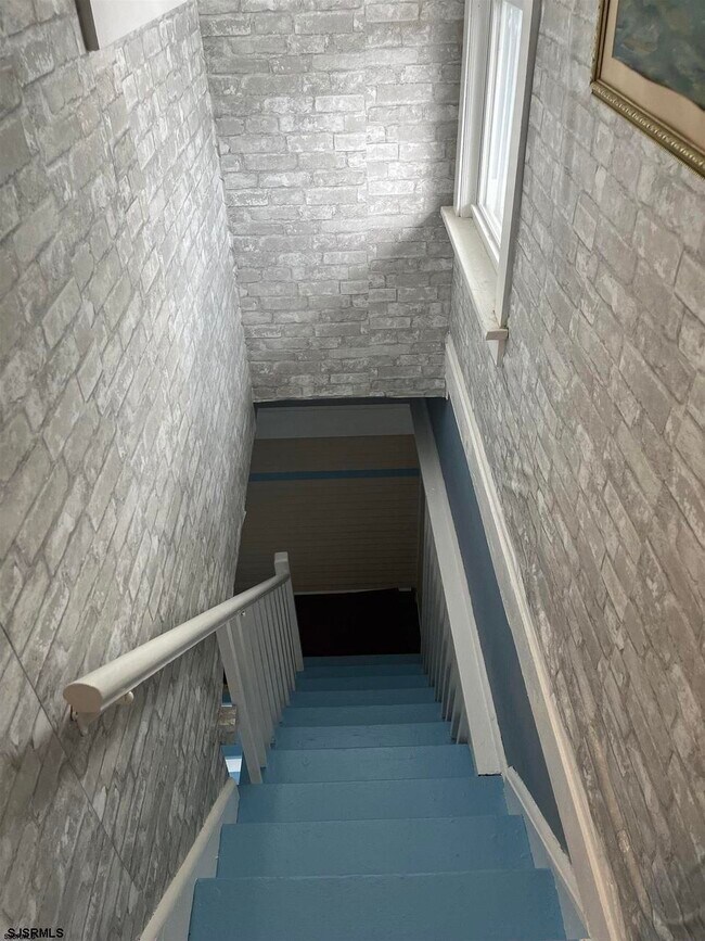 Foto del edificio - 106 N Rosborough Ave