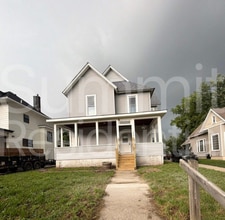 Building Photo - 1422 10th St
