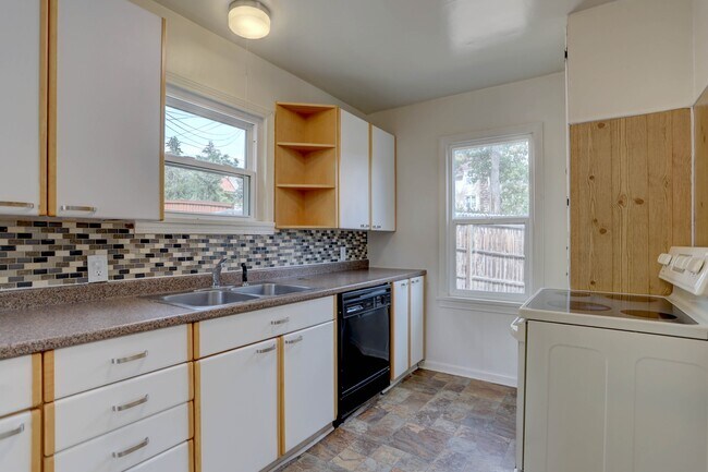 Foto del edificio - 1902 Washington Ave