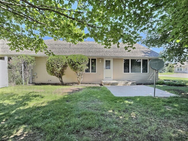 Building Photo - 3181 Westowne Ct