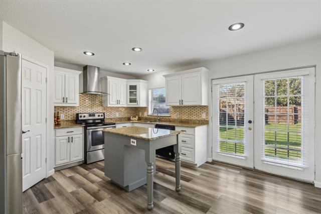 Building Photo - 209 Grassy Creek Dr