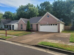 Building Photo - 6915 Brady Hill Dr