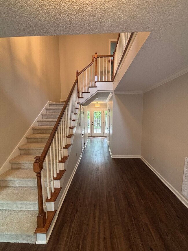 Foto del edificio - West Knoxville Townhouse