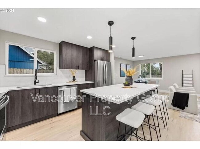Foto del edificio - 14120 NE 47th St