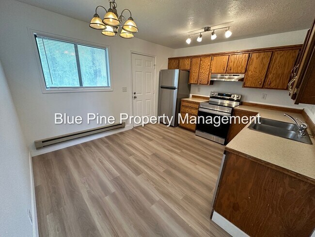 Foto del edificio - 1222 Holman Ave