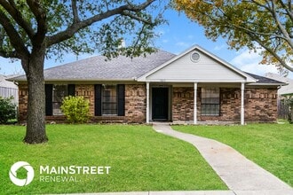 Building Photo - 3613 Dorchester Dr