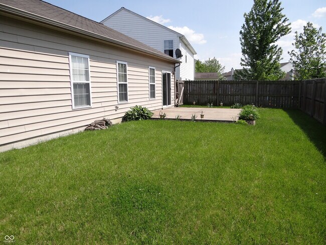 Foto del edificio - 12302 Sagamore Woods Dr