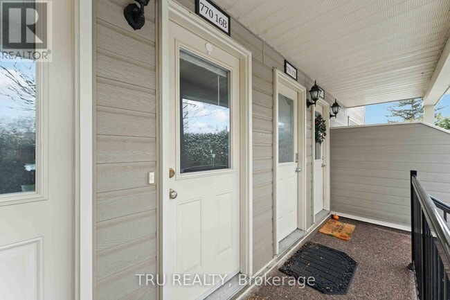 Building Photo - 770 St Andre Dr