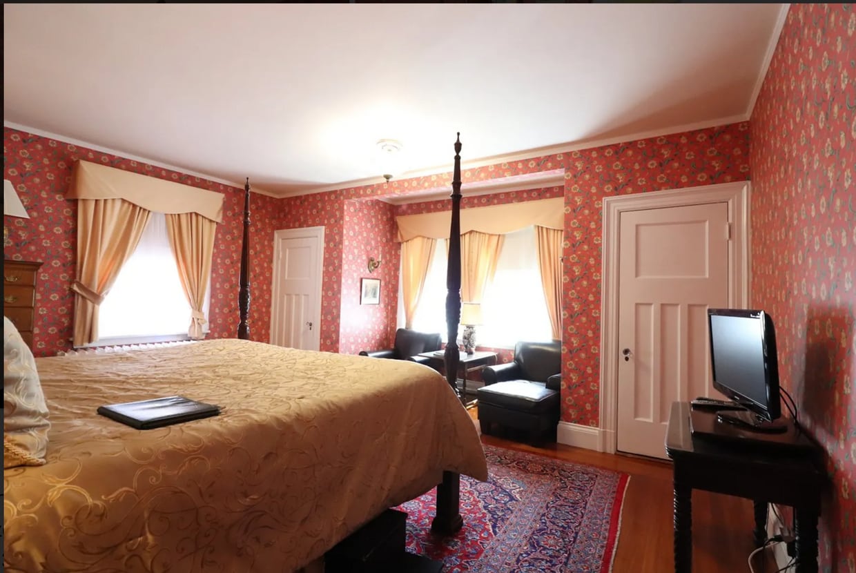 Foto principal - 92 Sewall Ave