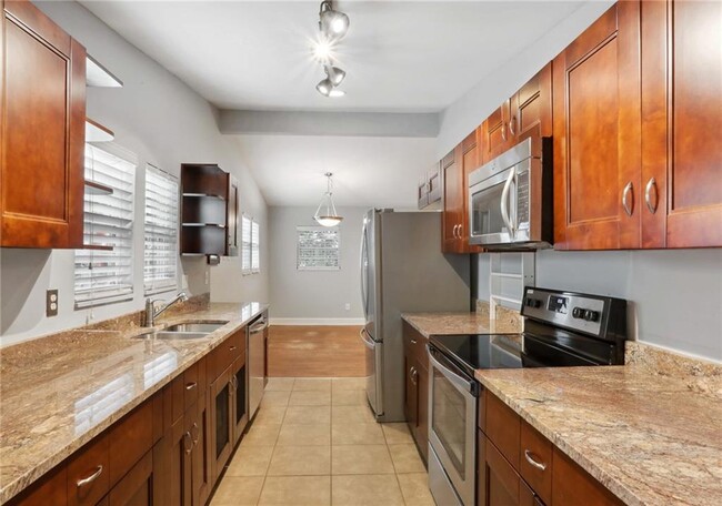 Foto del edificio - 555 Cobb Pkwy SE