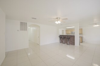 Building Photo - 9811 Mango St