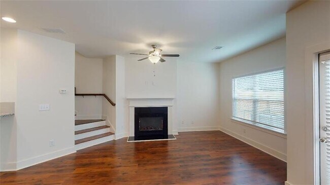Building Photo - 6330 Scudders Dr