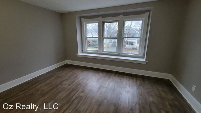 Building Photo - 3 br, 1 bath House - 4118 Vermaas Ave