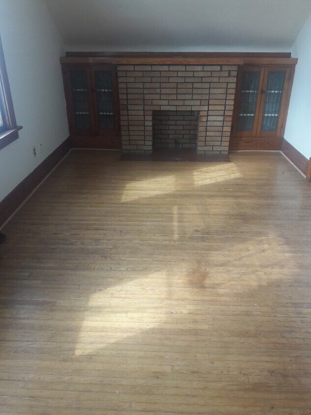 Primary Photo - 614 Highgate Ave