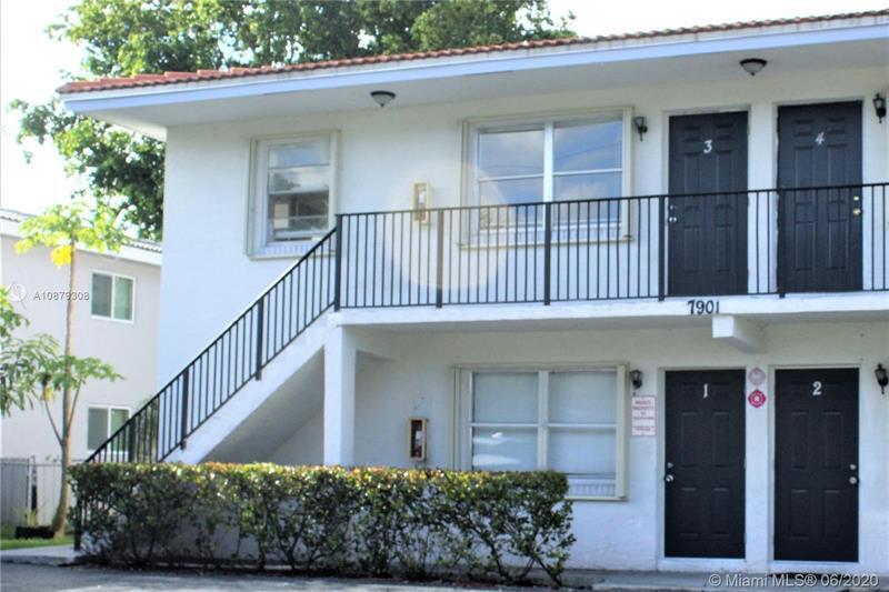 Foto principal - 7901 NW 44th Ct