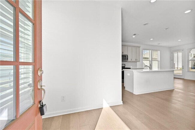 Foto del edificio - 4541 Encore Blvd