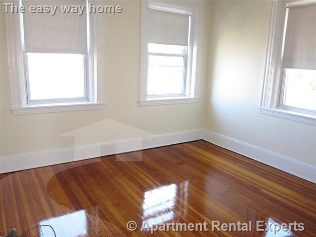 Foto del edificio - 155 Summer St