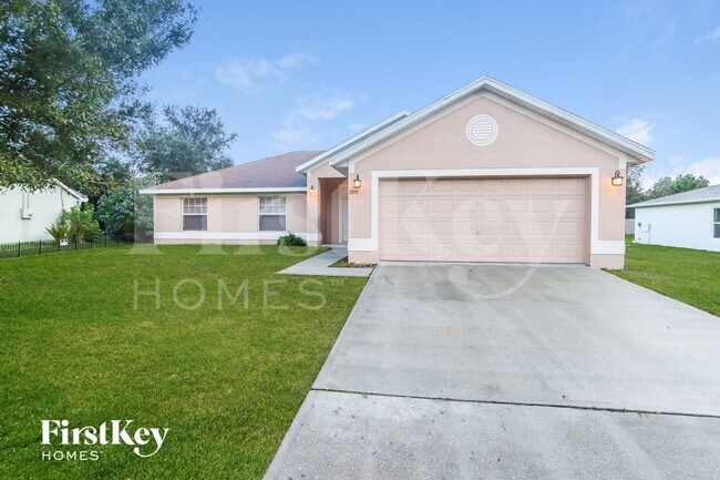 Building Photo - 2655 San Filippo Dr SE