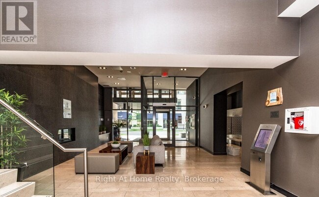 Photo du bâtiment - 1940 Ironstone Dr