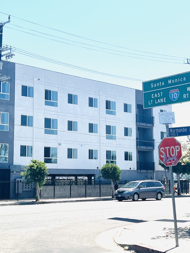 Building Photo - 1950 S Normandie Ave