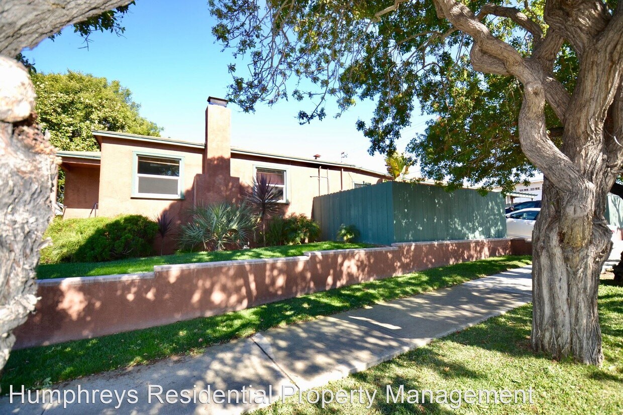 Primary Photo - Studio, 1 bath House - 4003 Jewell St. (Rear)