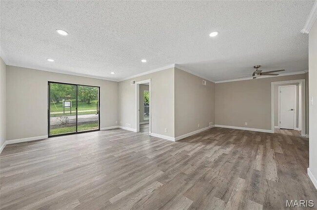 Building Photo - 1279 Guelbreth Lane