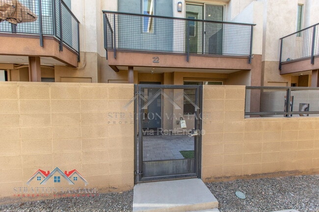 Foto del edificio - 820 N 8th Ave
