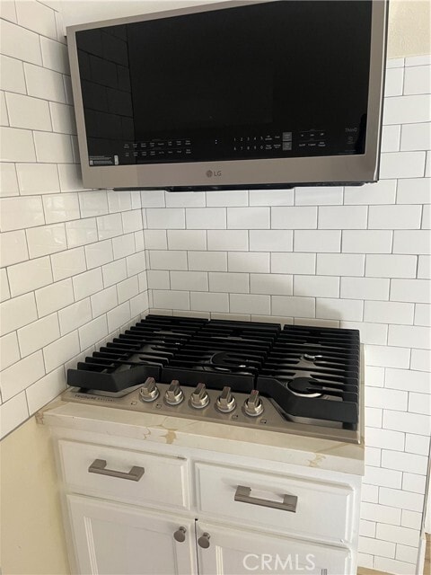 Building Photo - 625 Cedar Ave