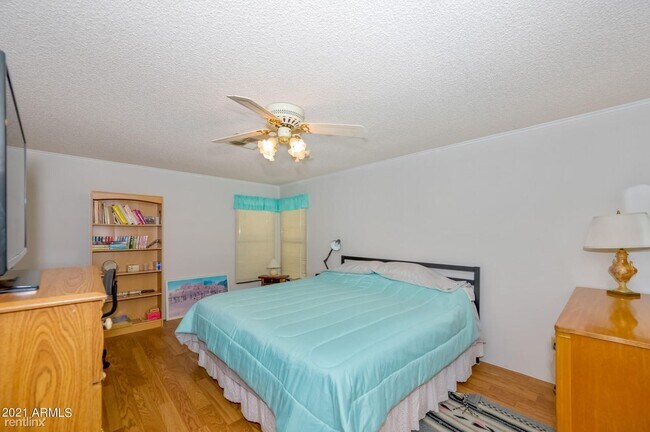 Building Photo - 3 br, 2 bath House - 108 S Pinecrest Rd