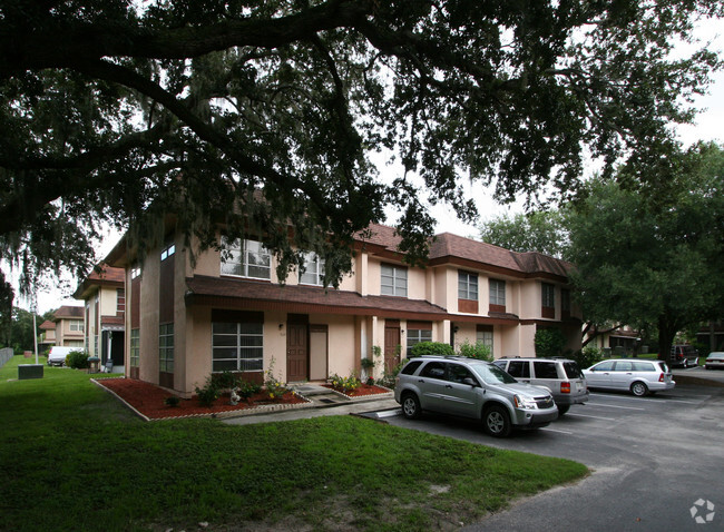 Foto del edificio - Fairway Oaks