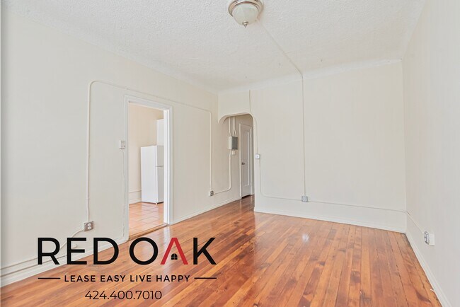 Foto del edificio - 832 S Oxford Ave