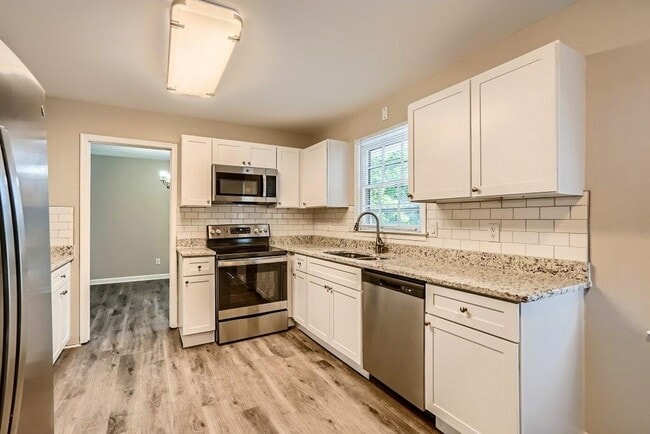 Building Photo - 381 Shelton Woods Ct