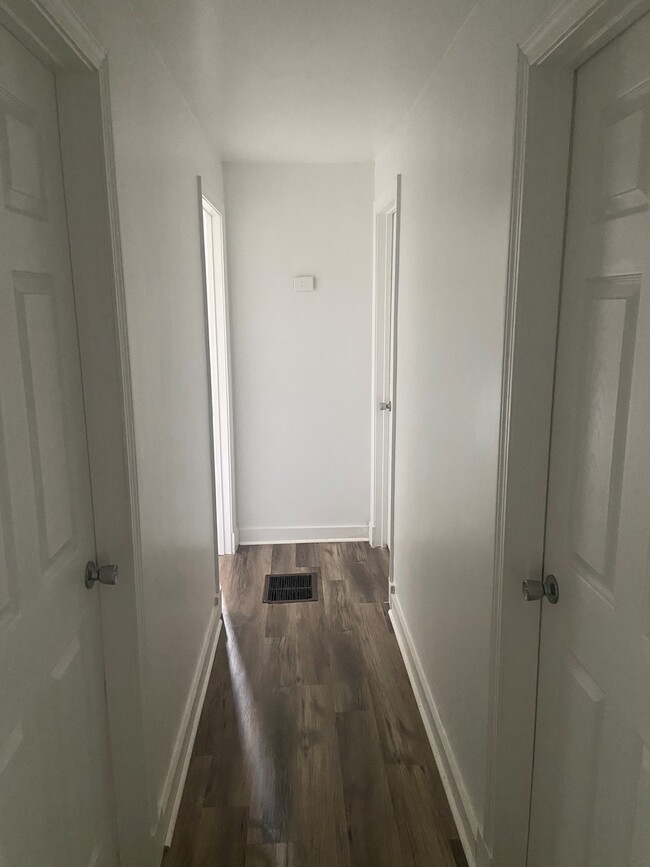 Hallway - 5 Ballouville Rd