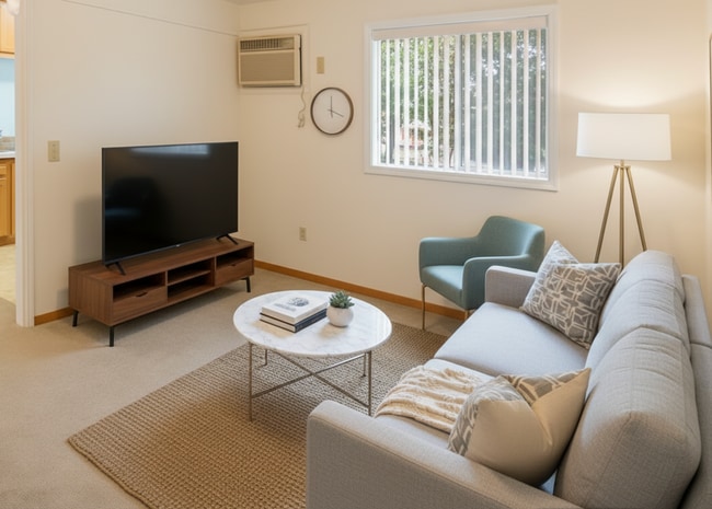 Interior Photo - Newport Ponds